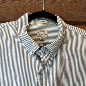 J. Crew men’s long-sleeved button down shirt
